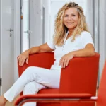 Renate Brett-Baumert, Zahnärztin
