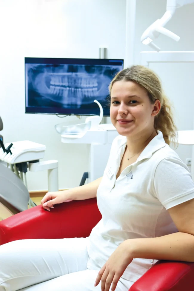 Frau Zlata Denysiuk – Azubi seit 1.9.25