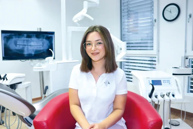Frau Anna Gagulic, ZFA, im Team seit 2023